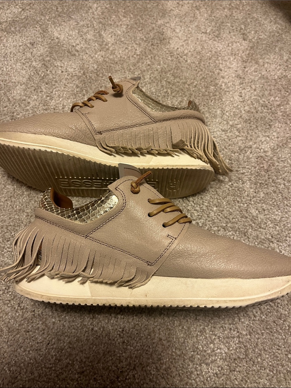 Esseutesse Beige Leather Fringe Sneakers with Gold Accent - Picture 5 of 6